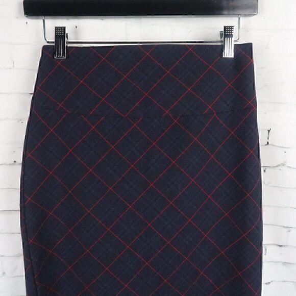 EXPRESS NAVY & RED PLAID PENCIL SKIRT SIZE 0 - Picture 7 of 12